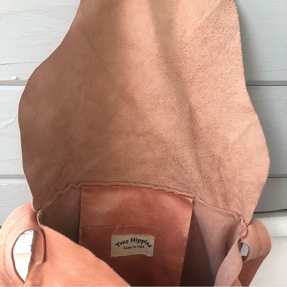 Two Hippies Leather Peach Bag. - Picture 12 of 14